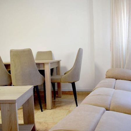 Apartamentos Atlas Terrassa II Extérieur photo