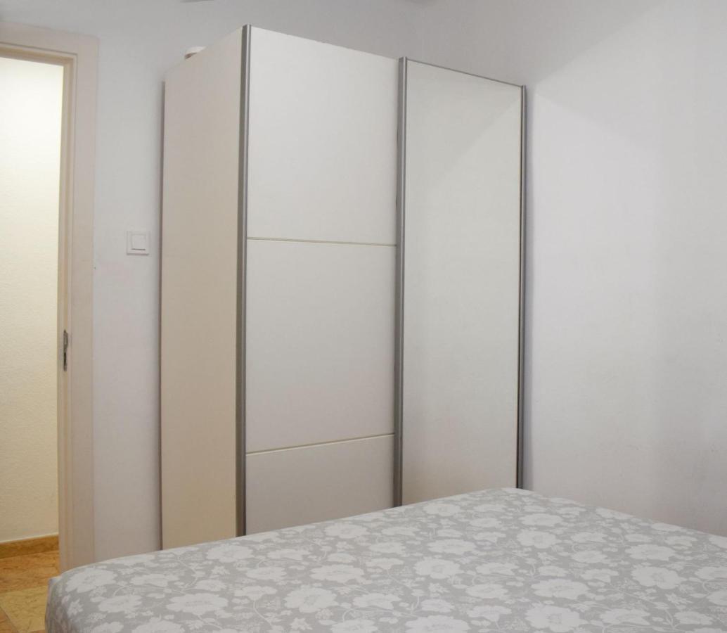 Apartamentos Atlas Terrassa II Extérieur photo